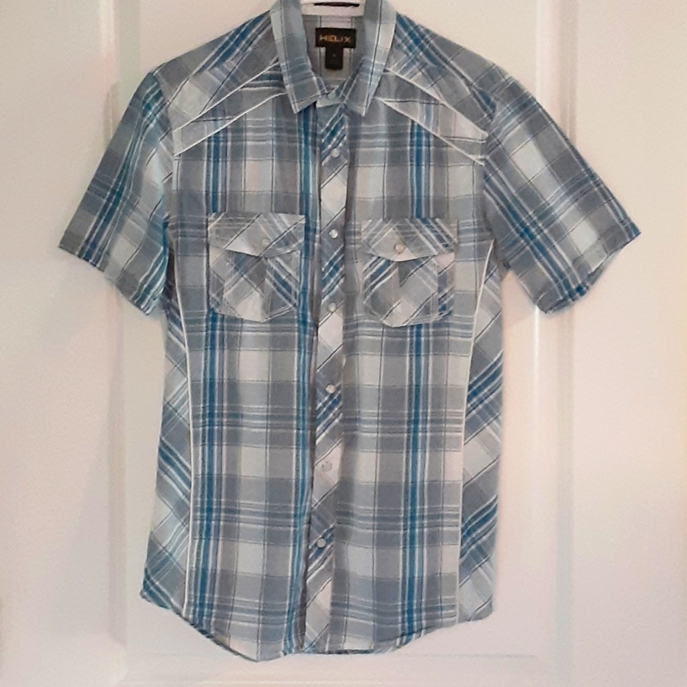 Plaid snap front shirt